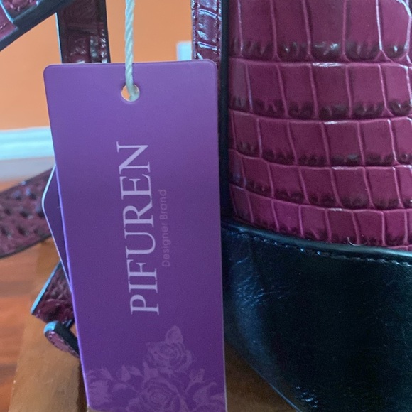 Crocodile crossbody, genuine, laser, purse, 👜 - Picture 6 of 10